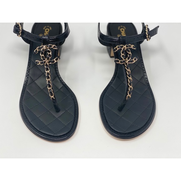 ❗️SOLD❗️Chanel quilted leather  black cc logo sand - Picture 4 of 16